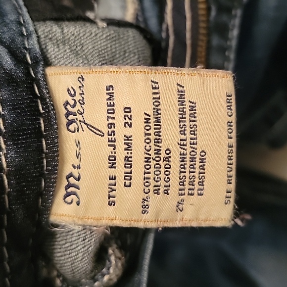 Jeans - Picture 4 of 5